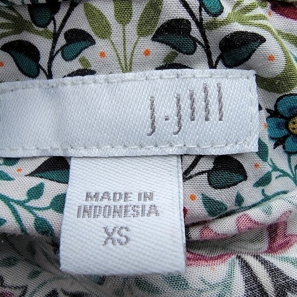 J. Jill ditzy floral print button front  print blouse women's size XS - Picture 4 of 5